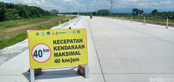 Kondisi jalan tol Jogja-Solo di Klaten yang akan dibuka fungsional saat mudik Lebaran 2024, Rabu (3/4/2024).
