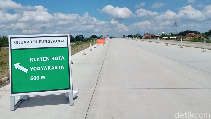 Kondisi jalan tol Jogja-Solo di Klaten yang akan dibuka fungsional saat mudik Lebaran 2024, Rabu (3/4/2024).