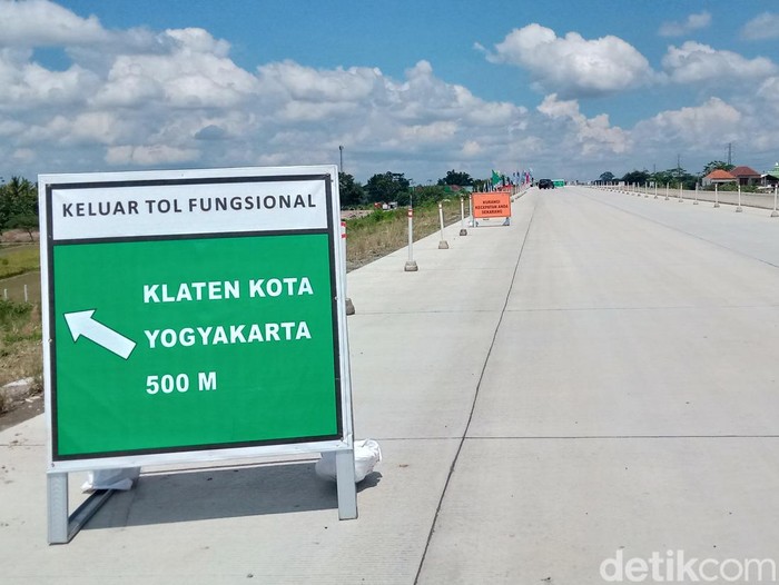 Kondisi jalan tol Jogja-Solo di Klaten yang akan dibuka fungsional saat mudik Lebaran 2024, Rabu (3/4/2024).