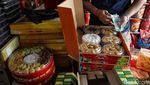 Lebaran Semakin Dekat, Penjualan Kue Kering Semakin Laris