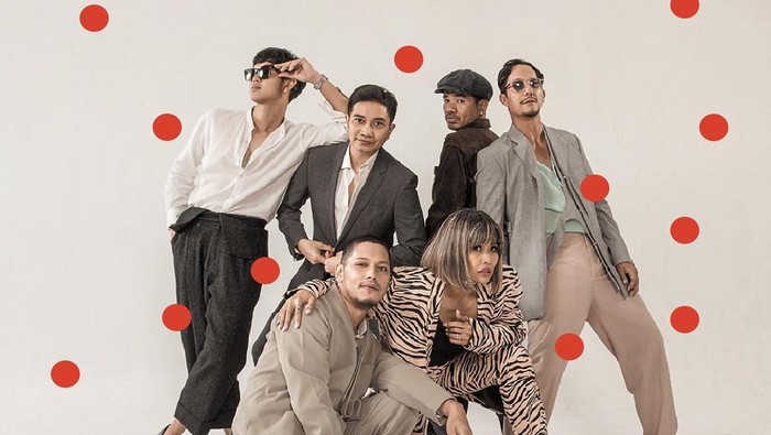 MALIQ & DEssentials