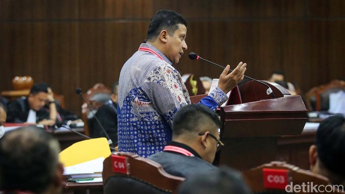 Mahkamah Konstitusi (MK) menggelar sidang lanjutan sengketa Pilpres, Rabu (3/4/2024). Muhammad Alhamid dihadirkan sebagai saksi ahli dari Bawaslu.