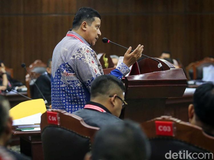 Mantan Ketua Bawaslu Bersaksi di Sidang Sengketa Pilpres