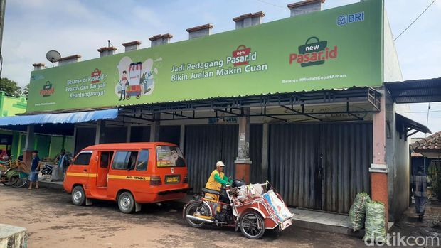 Pasar Puri Pati suasananya cukup ramai saat Bulan Ramadan, Rabu (3/4/2024).