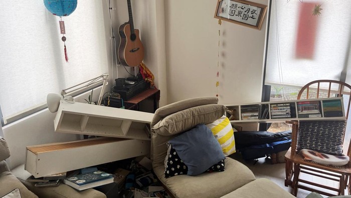 A view of a damaged apartment following an earthquake offshore, in New Taipei City, Taiwan April 3, 2024. REUTERS/Fabian Hamacher