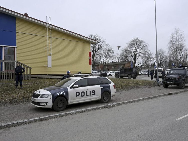 Polisi Jaga Ketat Lokasi Penembakan di Sekolah Finlandia
