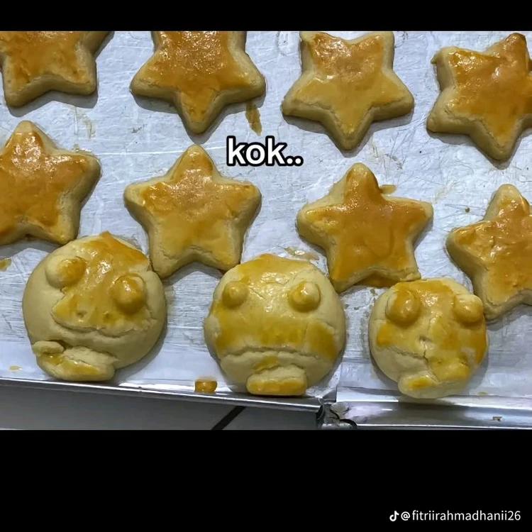 Potret Kocak Netizen Bikin Kue Lebaran yang Tak Sesuai Harapan Potret Kocak Netizen Bikin Kue Lebaran yang Tak Sesuai Harapan