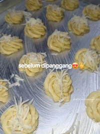 Potret Kocak Netizen Bikin Kue Lebaran yang Tak Sesuai Harapan