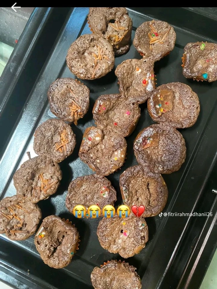 Potret Kocak Netizen Bikin Kue Lebaran yang Tak Sesuai Harapan Potret Kocak Netizen Bikin Kue Lebaran yang Tak Sesuai Harapan