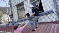 Gempa pagi ini diyakini merupakan yang terbesar di Taiwan sejak gempa pada tahun 1999 yang mengakibatkan kerusakan parah. Taiwan terletak di sepanjang Cincin Api Pasifik, garis patahan seismik yang mengelilingi Samudera Pasifik tempat terjadinya sebagian besar gempa bumi di dunia.  