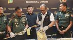 Foto Pelaku-Barbuk Pedang Kasus Pembunuhan Praka Supriyadi di Bekasi