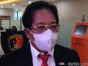 Sihol Situngkir Tak Ditahan, Penyidik: Faktor Usia dan Kooperatif