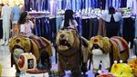 THR Cair, Warga Ramai-ramai Serbu Pusat Perbelanjaan