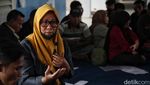 Warga Kampung Bayam Protes Penangkapan Ketua Kelompok Mereka