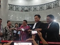 Hotman Paris Sebut Tudingan Kecurangan Bansos-Sirekap Tak Terbukti