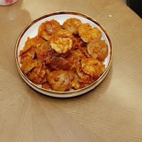 Sebagai hidangannya, terlihat menu tambahan jengkol balado di perayaan anniversary Atta dan Aurel tersebut. Foto: dok. Instagram/@attahalilintar