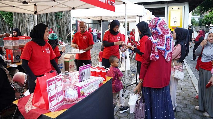 SGM Family Yummi Nutri menggelar bazar ramadan di Yogyakarta. Bazar itu untuk menyoroti pentingnya pemenuhan nutrisi seluruh anggota keluarga selama puasa.