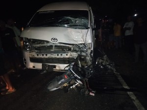 2 Remaja Boncengan Motor Tewas Tabrakan dengan Minibus di Lapri Bone