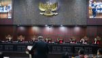 Eddy Hiariej Beri Keterangan di MK, BW Walk Out