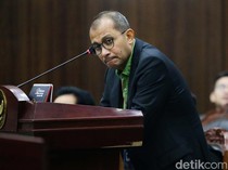 Eddy Hiariej Anggap Permohonan Anies dan Ganjar Tak Cocok dengan Sidang MK