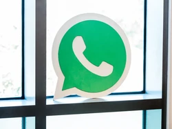 Bahaya WhatsApp Modifikasi! Ini 3 Alasan Wajib Pakai yang Resmi