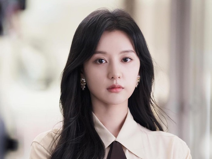 Kim Ji Won di drama Korea Queen of Tears Kim Ji Won di drama Korea Queen of Tears