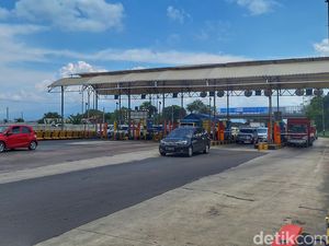 H-6 Lebaran, Pemudik Mulai Terlihat di Exit Tol Cileunyi
