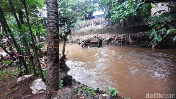 Kondisi rumah warga di Cilandak Timur usai banjir surut