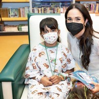 Duchess of Sussex menjenguk pasien anak di sana dan ada sesi pembacaan buku yang penuh dengan kehangatan. Foto: dok. Instagram