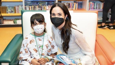 Momen Langka Meghan Markle Tampil di Publik, Ini Fotonya Berkunjung ke RS Anak
