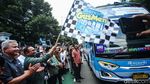 Momen Menag Yaqut Lepas 30 Bus Pemudik