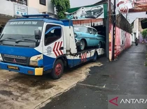 KPK Sita Satu Lagi Mobil Klasik Andhi Pramono: Diumpetin di Bengkel!