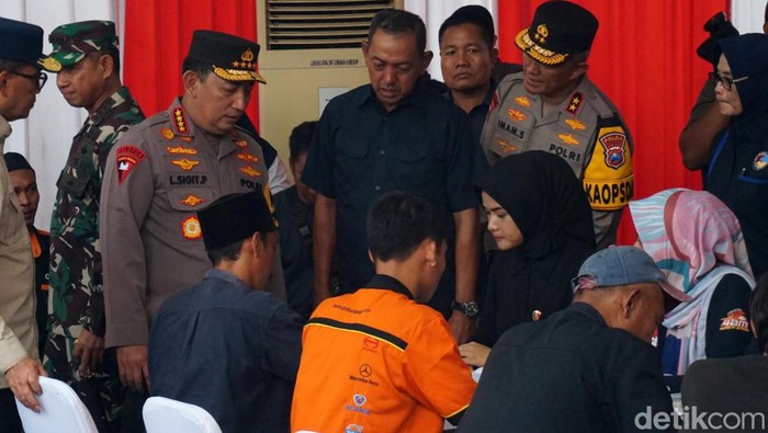 Momen Kapolri, Panglima TNI Dan Menhub Sidak Terminal Purabaya