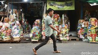 Harga parcel yang dijual kisaran dari harga Rp 200 ribu hingga Rp 1,5 juta per buah.
