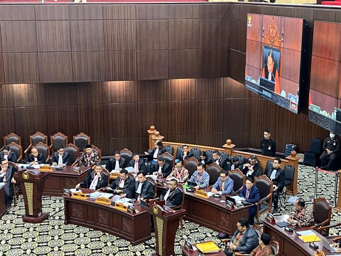 Pj Walikota Bekasi Raden Gani Muhammad dalam sidang sengketa Pilpres di gedung MK (Anggi-detikcom)