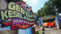 Selain posko pemantauan, tempat ini juga bisa digunakan pemudik untuk beristirahat.