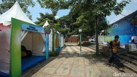 Di posko itu juga terdapat tenda relaksasi.