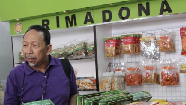 Primadona Pusat Oleh-oleh Khas Jember. Primadona Pusat Oleh-oleh Khas Jember.