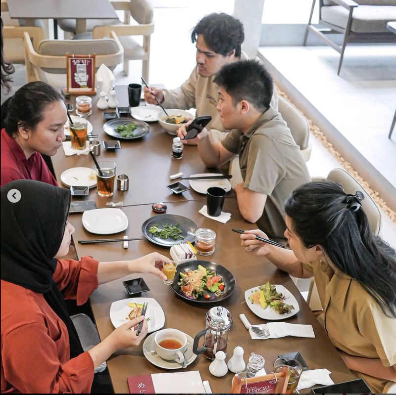 Restoran Nyaman Buat Bukber dengan Fasilitas Musala Memadai