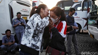 Senangnya Warga Ikuti Mudik Gratis Pemprov DKI