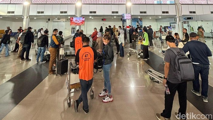 Suasana di Bandara Pattimura Ambon.