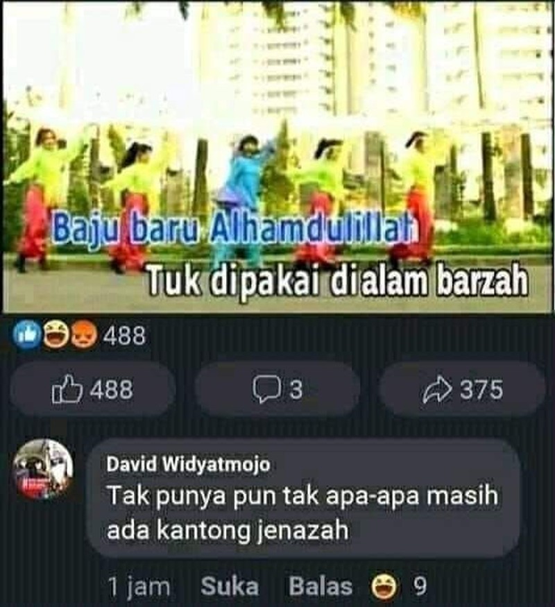 Alhamdulillah THR sudah cair, sekarang tinggal beliin anak-anak baju lebaran. Buat menghibur di kala suntuk mikirin alokasi, lihat dulu meme berikut.