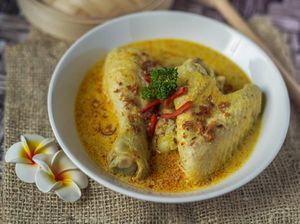 Resep Opor Ayam Hidangan Spesial Idul Fitri, Ada Kuah Kuning dan Putih