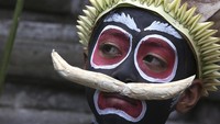 Tradisi Ngerebeg ini secara rutin digelar oleh 7 banjar adat di desa Pekaraman Tegalalang, Kecamatan Tegalalang, Gianyar Bali, karena warga percaya jika ritual ataupun tradisi tidak digelar akan terjadi hal buruk yang akan menimpa warga desa mereka.    