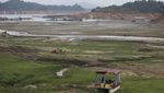 Waduk Paling Memukau di Kolombia Kini Menyusut Kekeringan