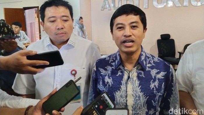 Wamenkes Dante Saksono Harbuwono saat menghadiri peresmian acara Budaya Kerja Baru di RSHS Bandung.