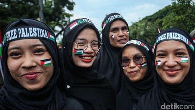 Aksi Bela Palestina di Depan Kedubes Amerika Serikat