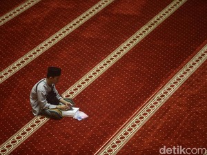 Kapan Iktikaf Dimulai? Ini Waktu, Niat dan Tata Caranya Sesuai Sunnah