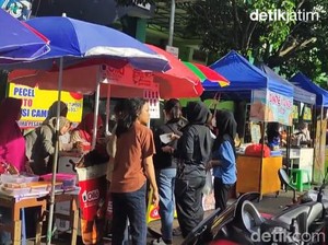 War Takjil di Pasar Bareng Malang yang Bisa Bikin Kalap