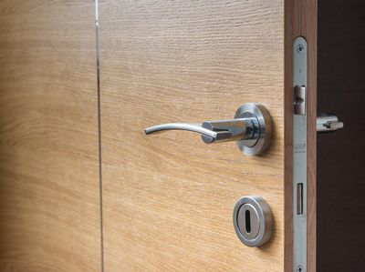 Inspirasi Gagang Pintu Anti-Mainstream, Fix Nggak Bakal Bosen!